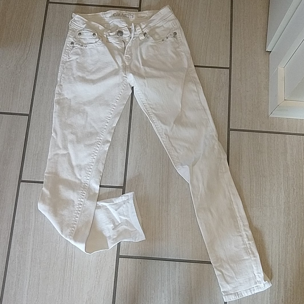 White skinny jeans!